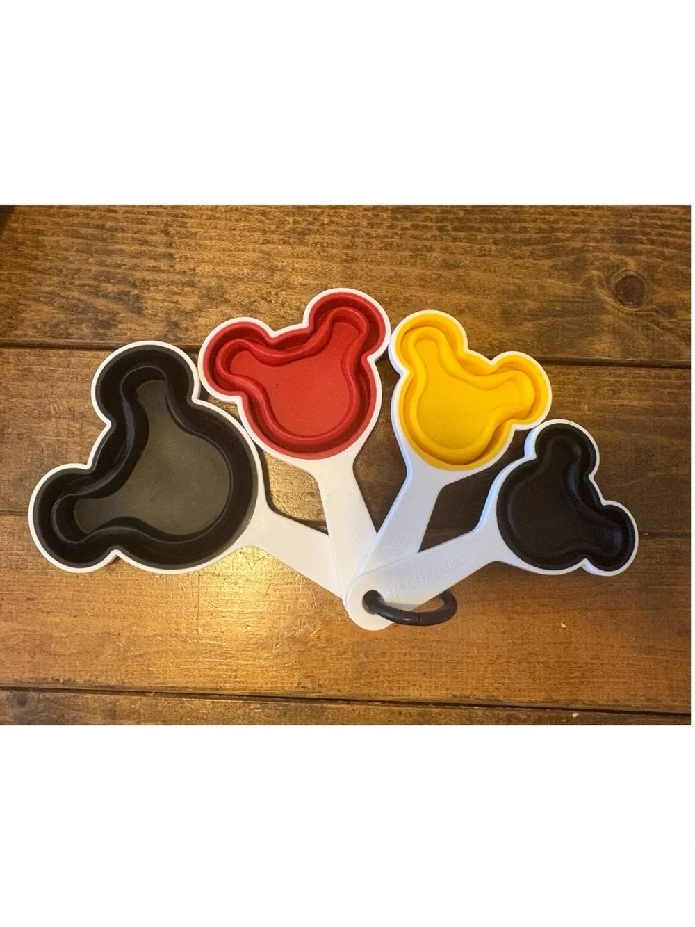 Disney collapsible measuring